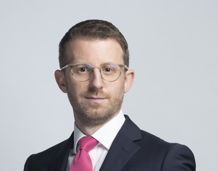 Guy Cawthra_Headshot.png