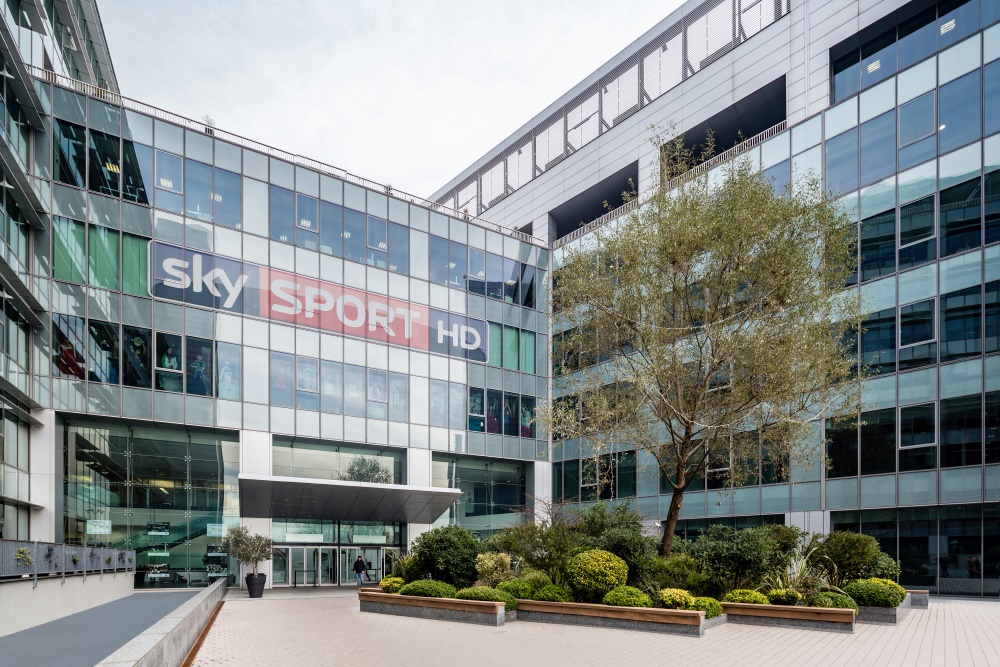 2017_12_JLL_SkyRogoredo_╕DiegoDePol_00432_mod (1).jpg